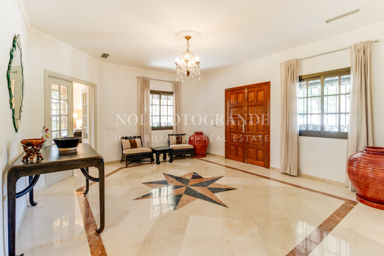 Substantial One-Level Villa for Sale in Sotogrande D Zone