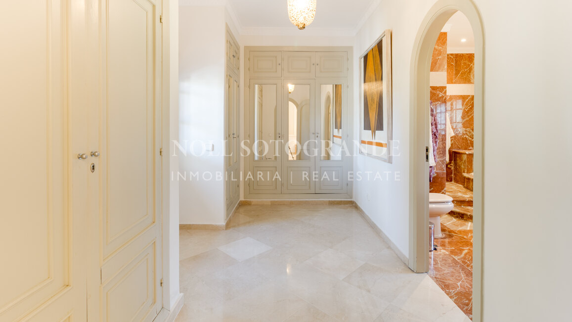 Substantial One-Level Villa for Sale in Sotogrande D Zone