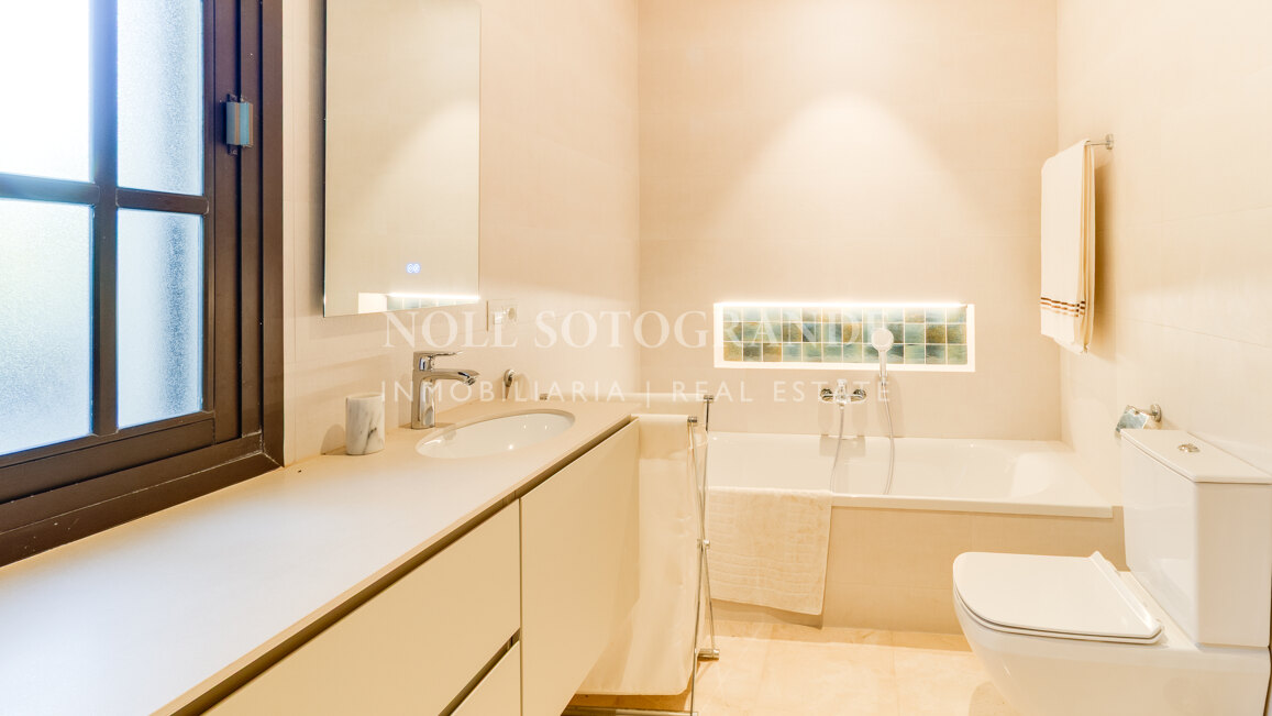 Substantial One-Level Villa for Sale in Sotogrande D Zone