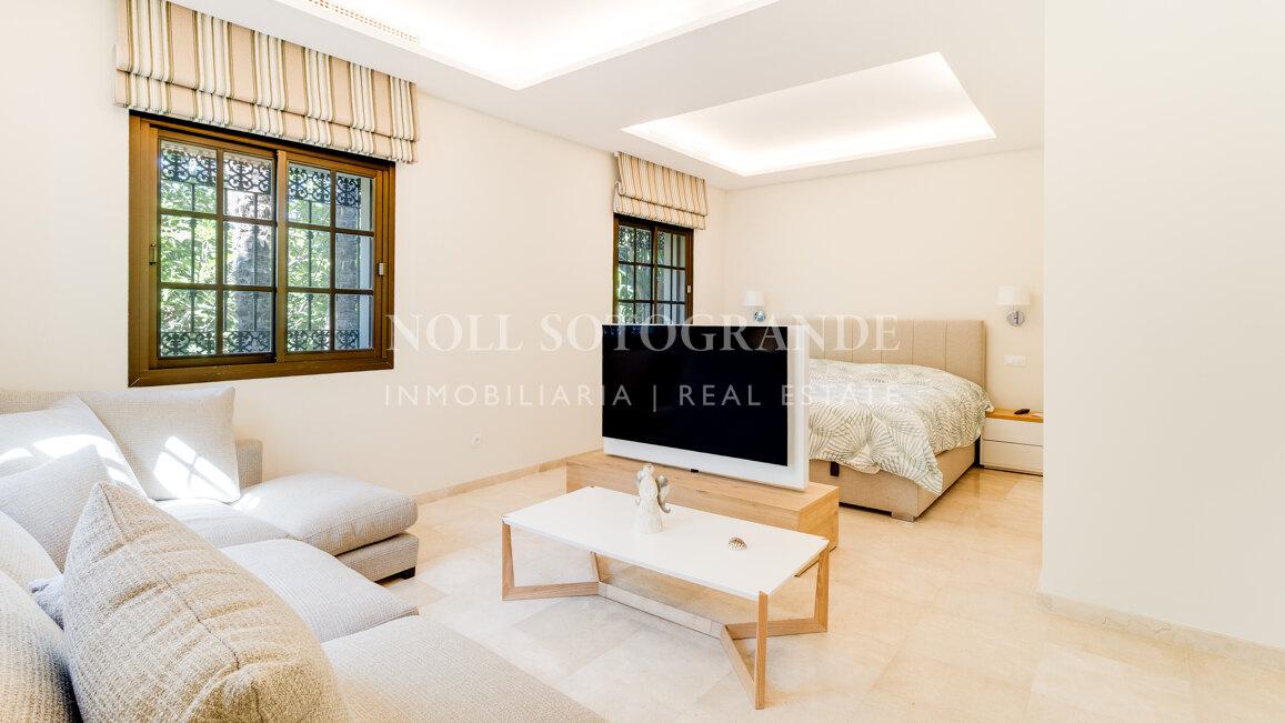 Substantial One-Level Villa for Sale in Sotogrande D Zone