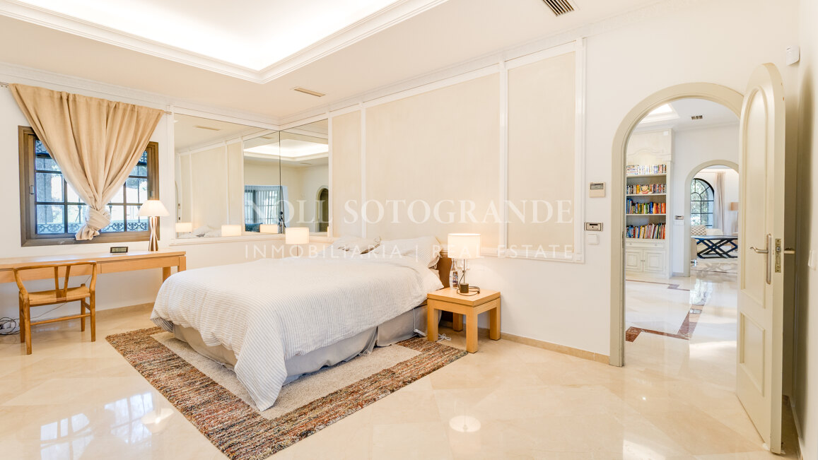 Substantial One-Level Villa for Sale in Sotogrande D Zone
