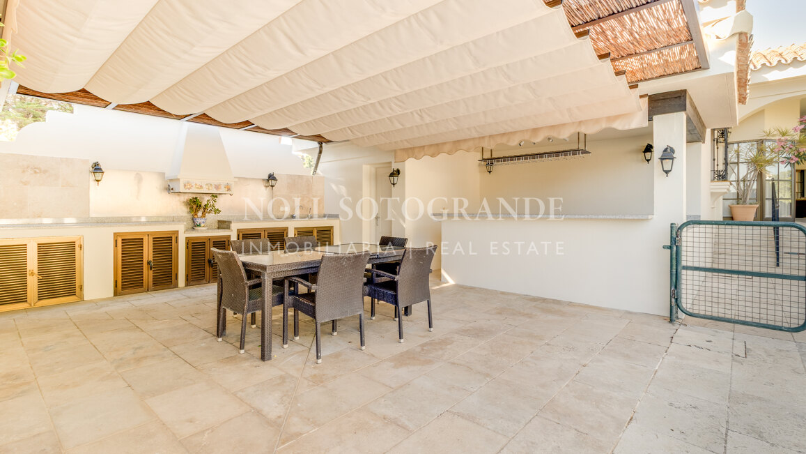 Substantial One-Level Villa for Sale in Sotogrande D Zone