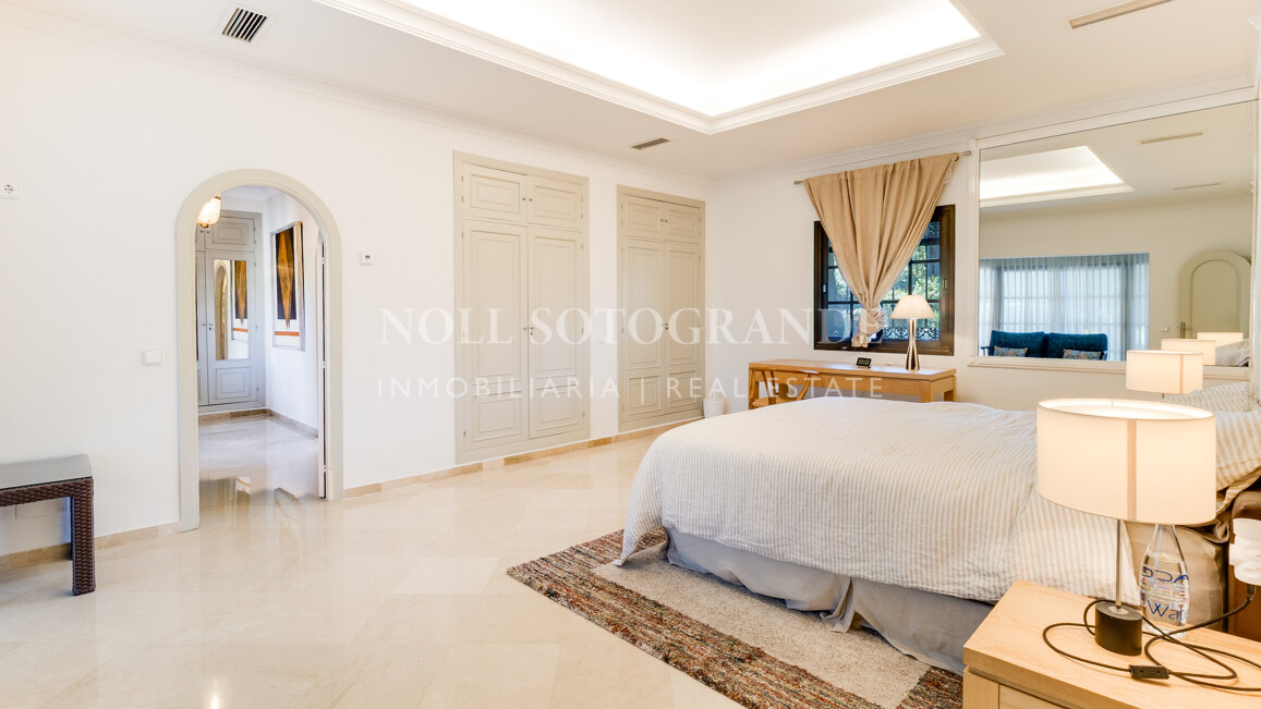 Substantial One-Level Villa for Sale in Sotogrande D Zone