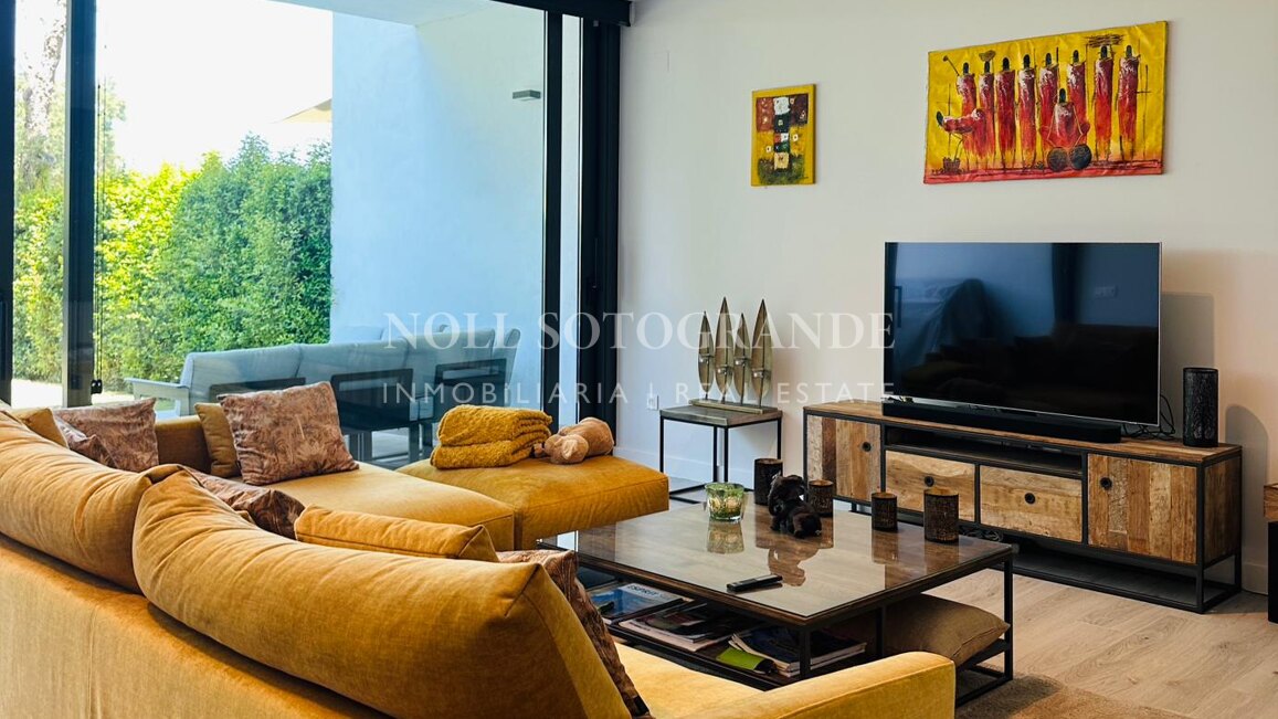 Erstklassiges Golf-Stadthaus mit vier Schlafzimmern, San Roque Golf Club