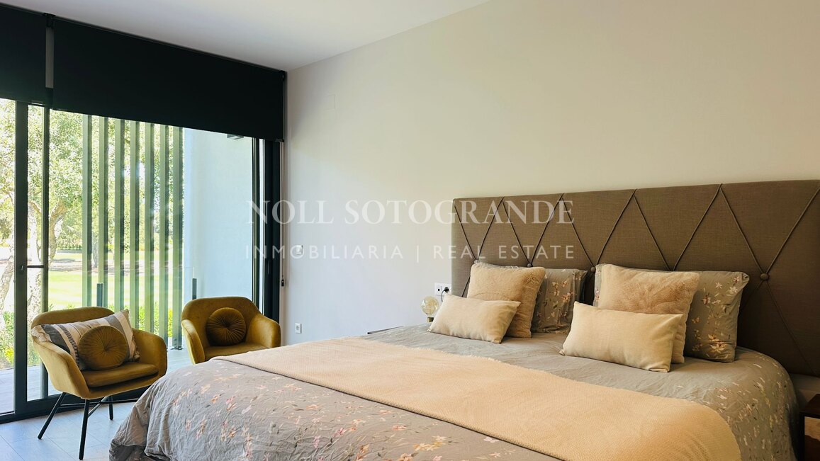 Erstklassiges Golf-Stadthaus mit vier Schlafzimmern, San Roque Golf Club