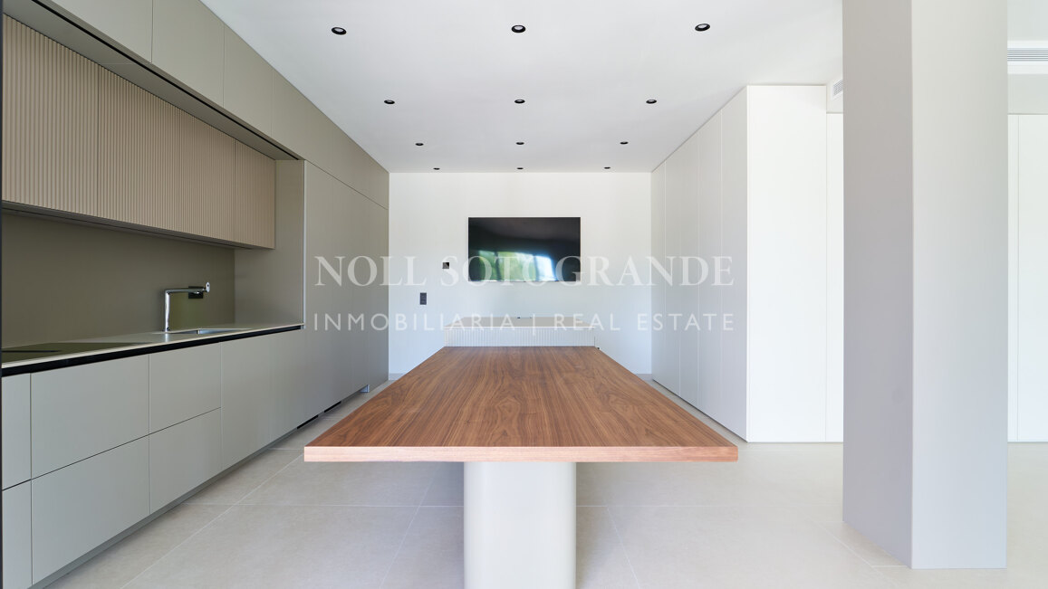 Moderne andalusische Villa zum Verkauf in Sotogrande