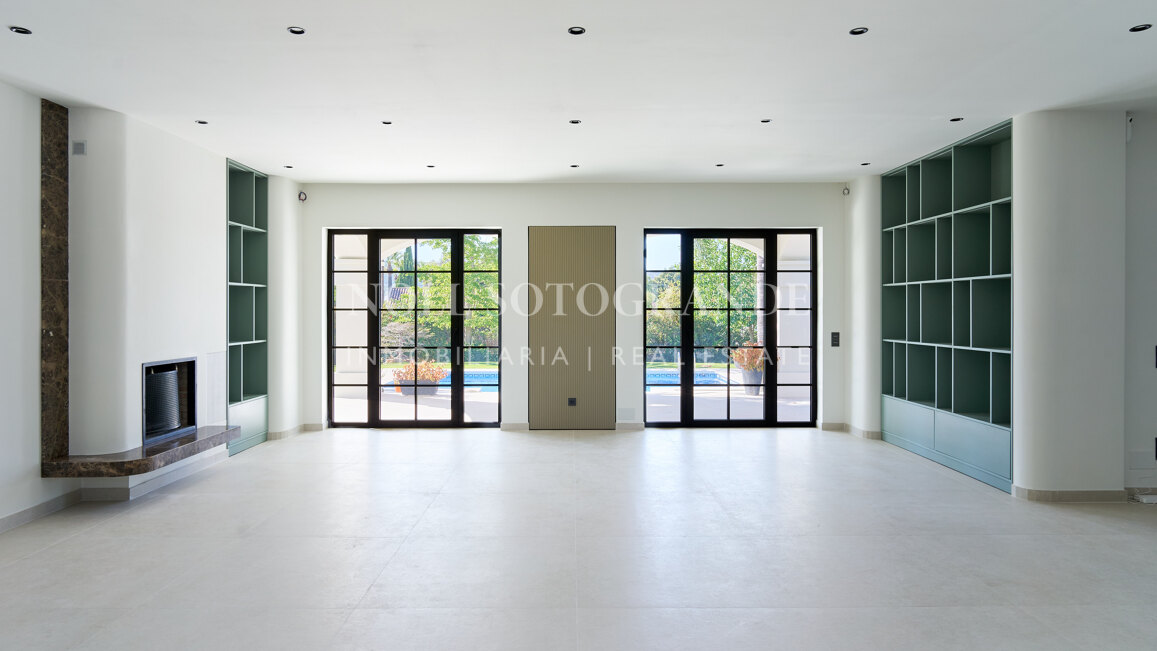 Moderne andalusische Villa zum Verkauf in Sotogrande