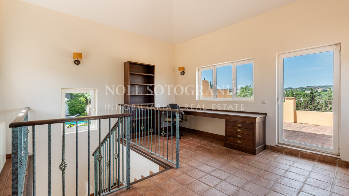 Villa Felicia - Villa zum Verkauf in Sotogrande Alto