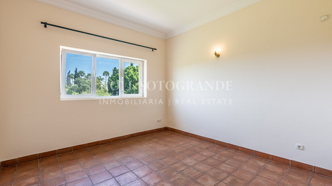 Villa Felicia - Villa zum Verkauf in Sotogrande Alto