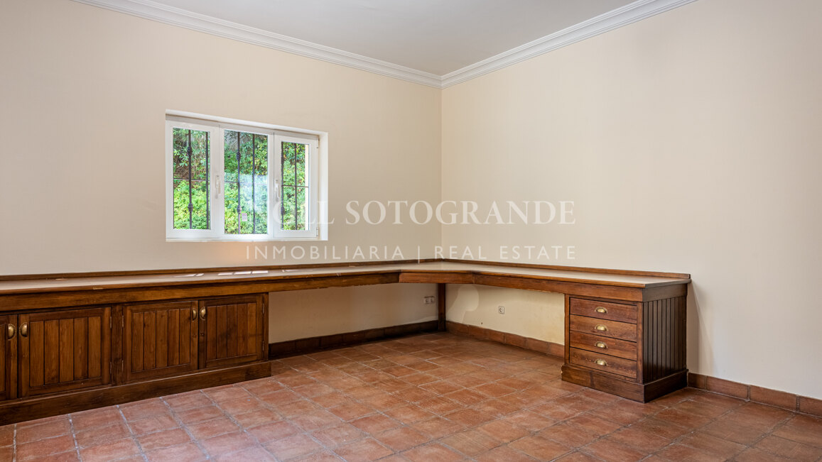 Villa Felicia - Villa zum Verkauf in Sotogrande Alto