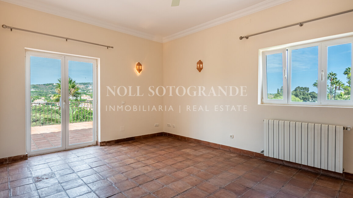 Villa Felicia - Villa zum Verkauf in Sotogrande Alto