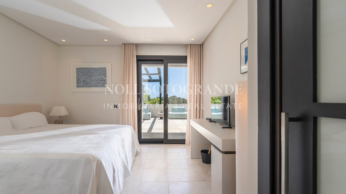 Exclusive Villa- Apartment for sale at Hacienda Valderrama