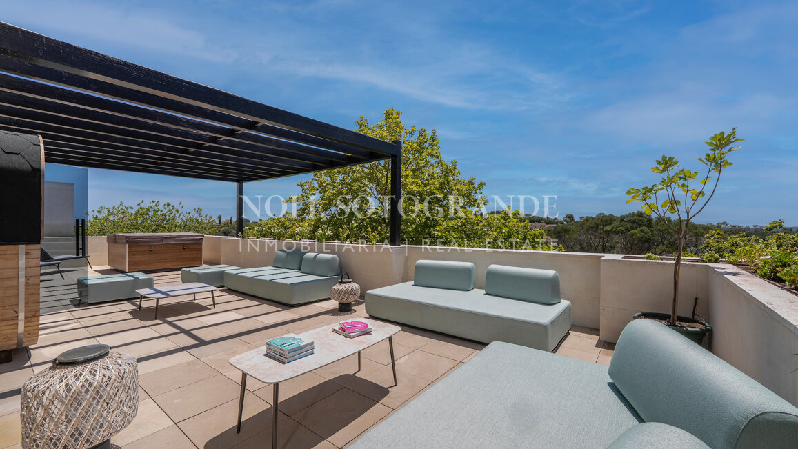 Exclusive Villa- Apartment for sale at Hacienda Valderrama