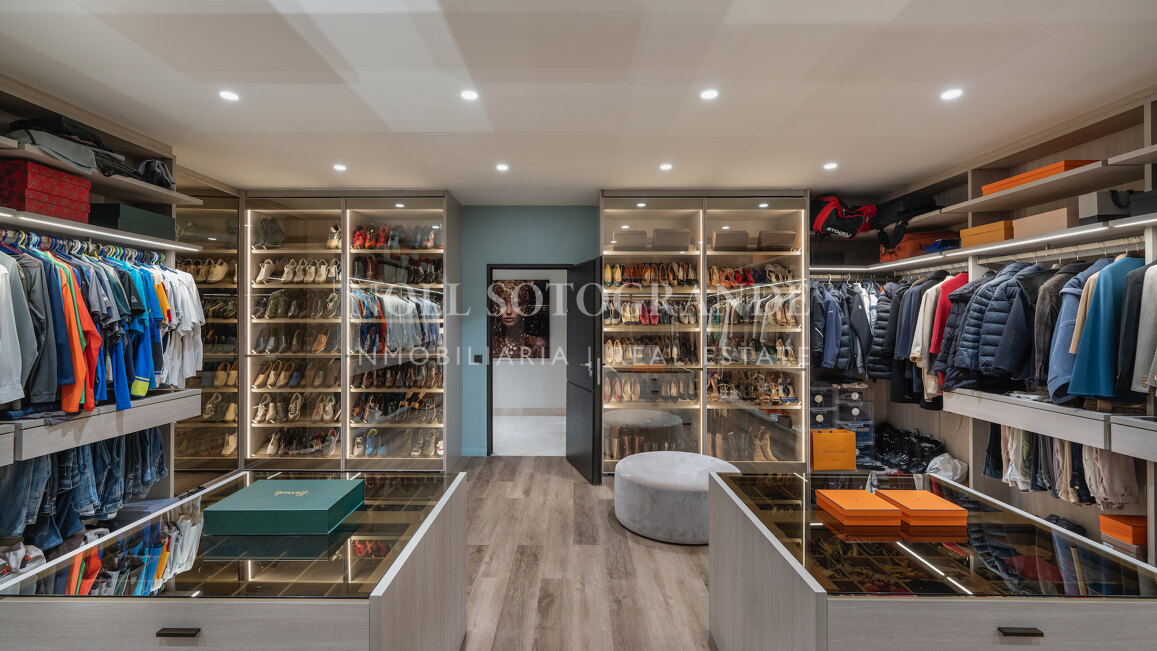 Exclusive Villa- Apartment for sale at Hacienda Valderrama