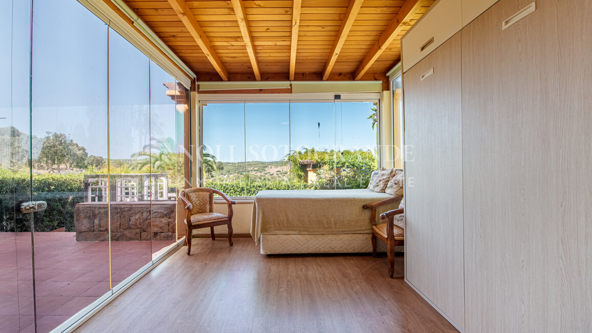 Reihenhaus mit 3 Schlafzimmern in erster Reihe in Los Cármenes, Sotogrande Alto