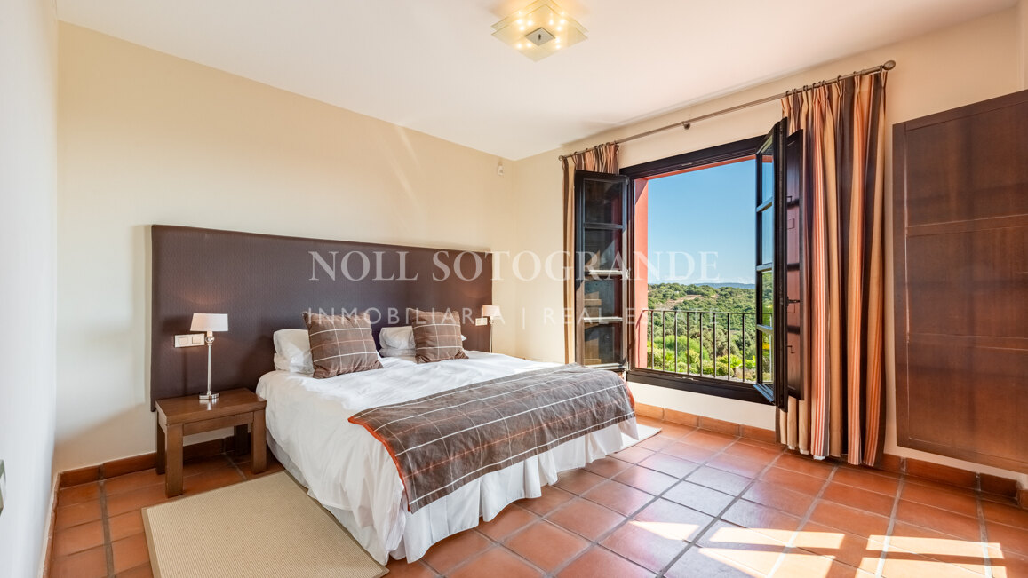 Elegantes Reihenhaus in Los Cortijos de la Reserva, Sotogrande