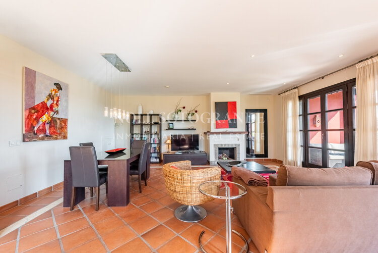 Elegantes Reihenhaus in Los Cortijos de la Reserva, Sotogrande