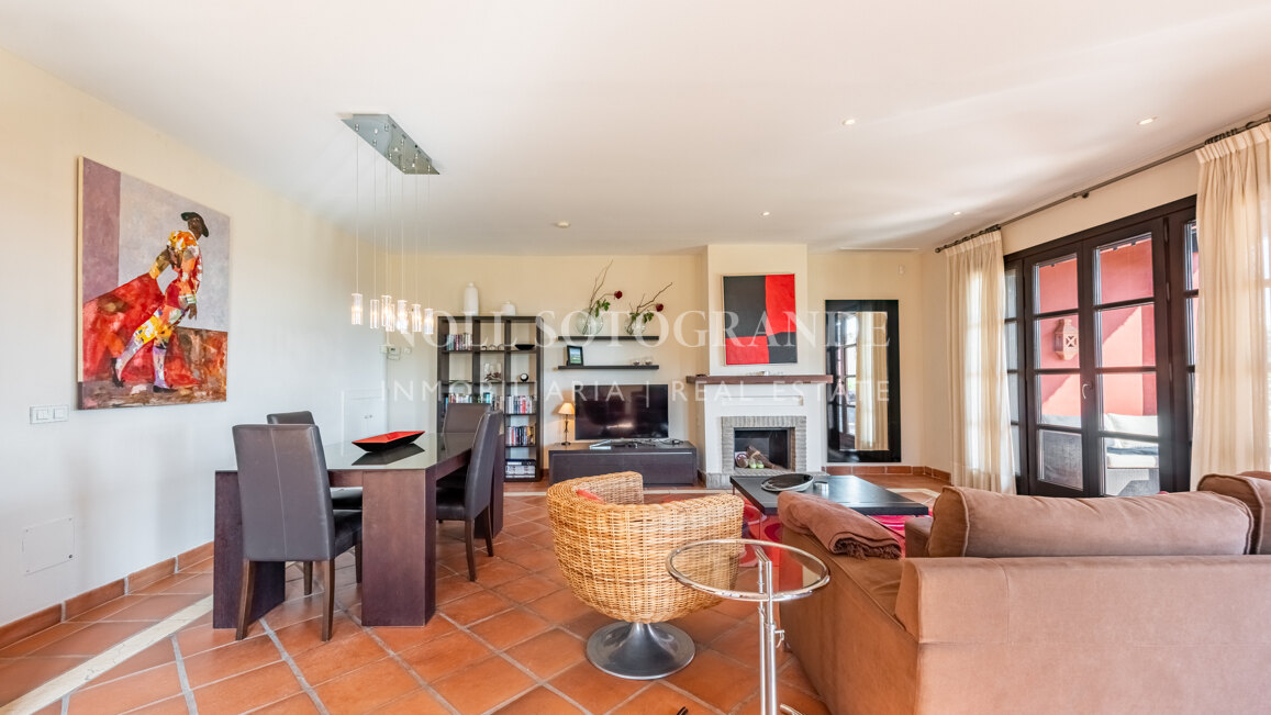 Elegantes Reihenhaus in Los Cortijos de la Reserva, Sotogrande