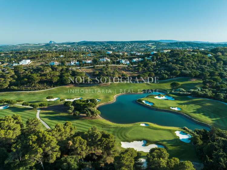 Grundstück zum Verkauf in La Reserva, Sotogrande