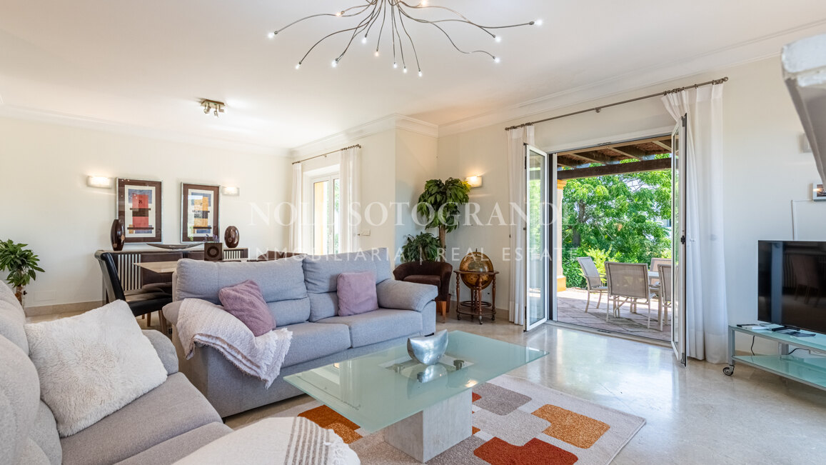 Villa Golden Bells – in guter Lage in Sotogrande Alto