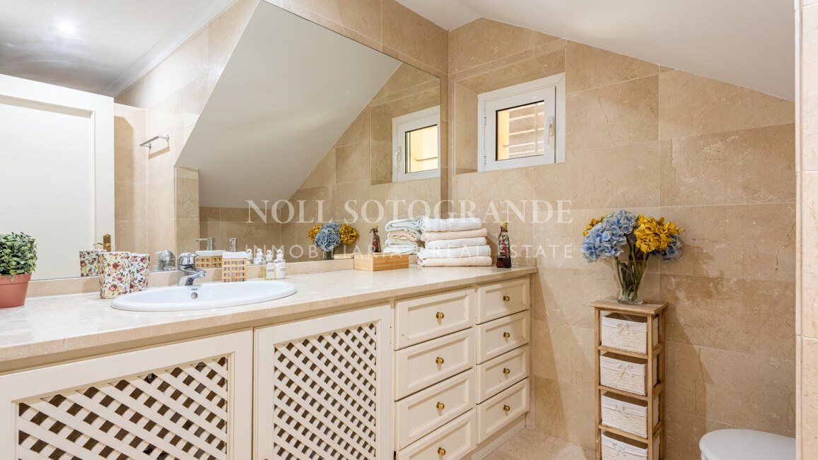 Villa Golden Bells – in guter Lage in Sotogrande Alto