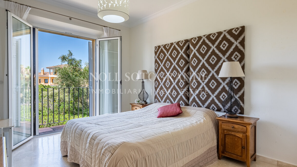 Villa Golden Bells – in guter Lage in Sotogrande Alto