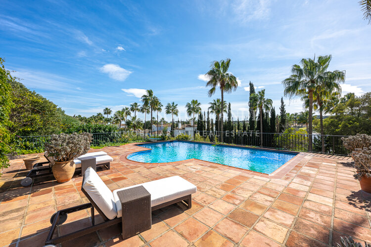 Villa Fuchasia, for sale Sotogrande Alto