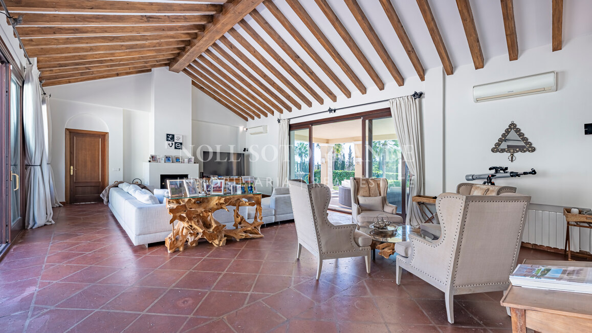 Villa Fuchasia, zum Verkauf in Sotogrande Alto