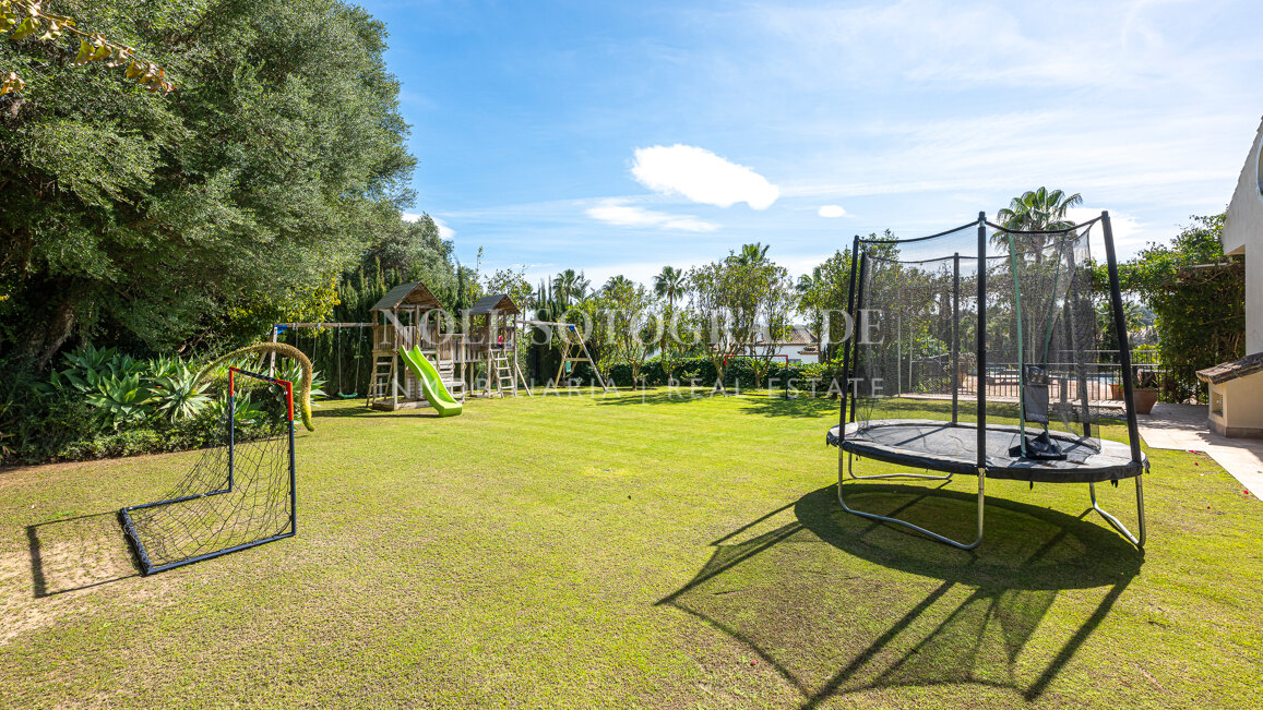 Villa Fuchasia, zum Verkauf in Sotogrande Alto