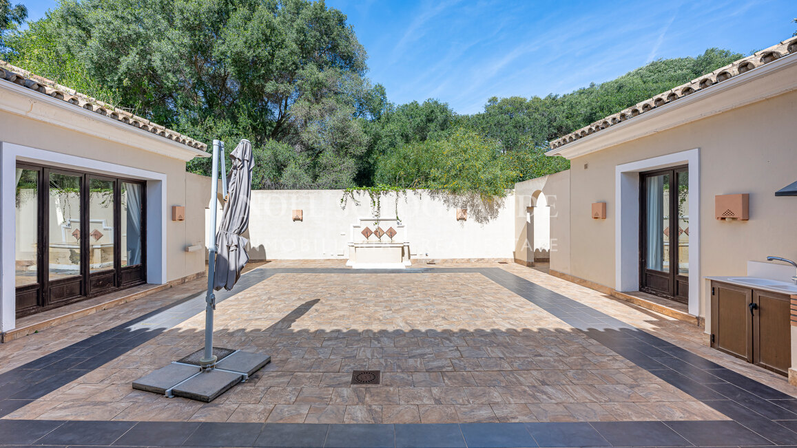 Villa Fuchasia, zum Verkauf in Sotogrande Alto