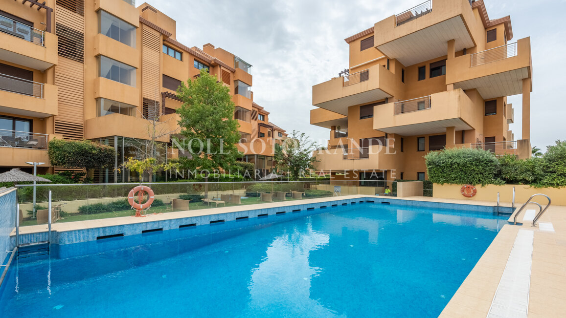 Erdgeschoss-Wohnung in Ribera del Marlin, Sotogrande