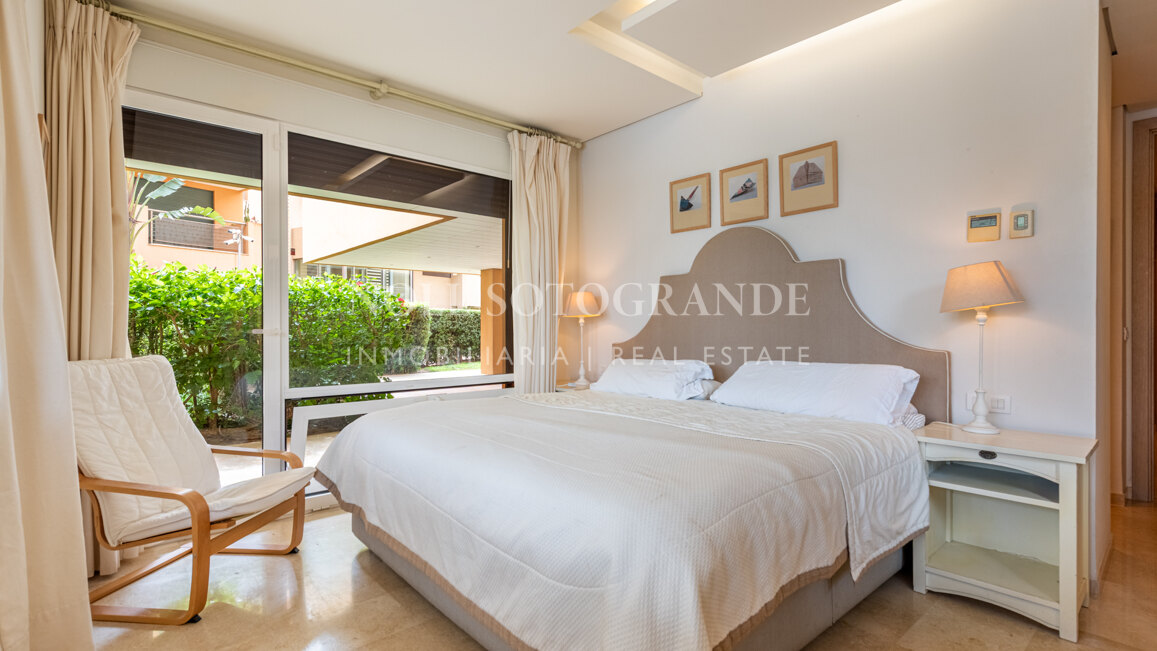 Erdgeschoss-Wohnung in Ribera del Marlin, Sotogrande
