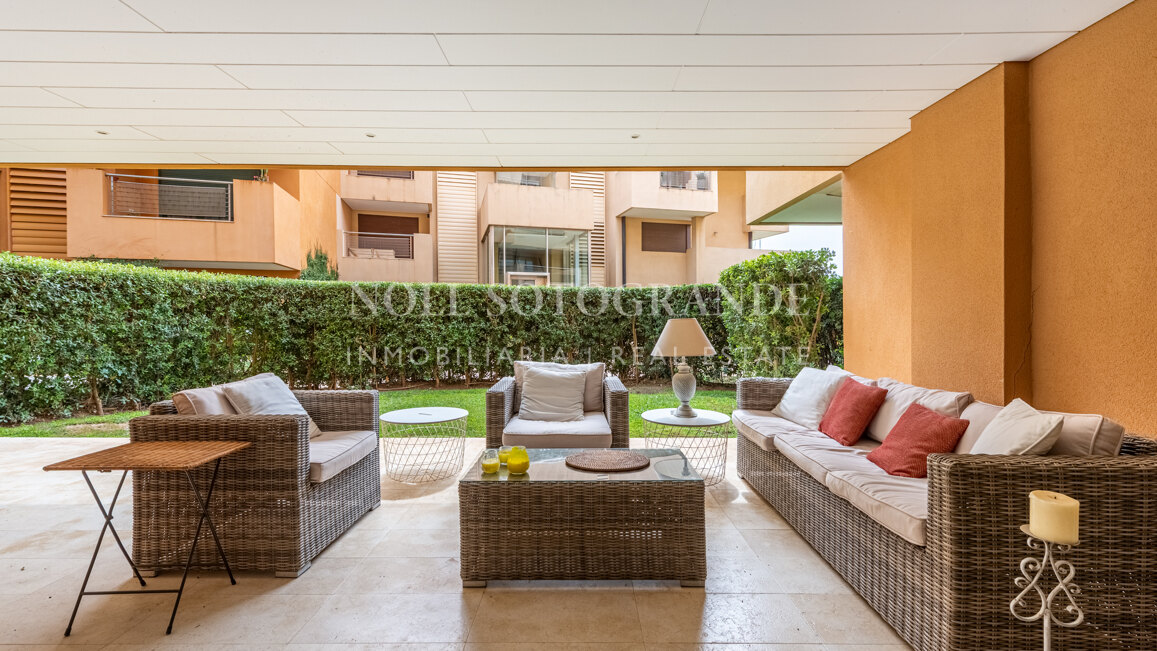 Erdgeschoss-Wohnung in Ribera del Marlin, Sotogrande