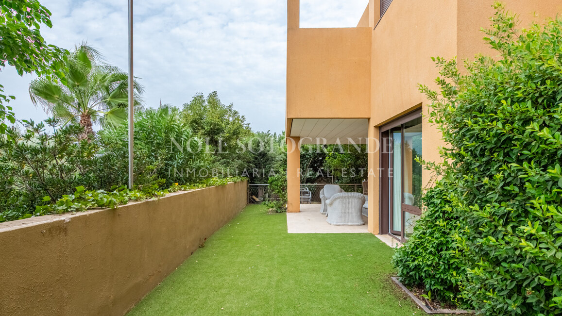 Erdgeschoss-Wohnung in Ribera del Marlin, Sotogrande