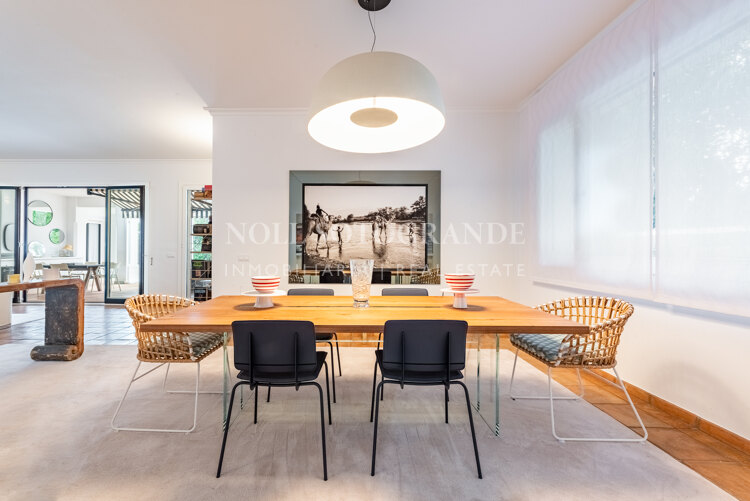 Charming Villa for sale in family -friendly location