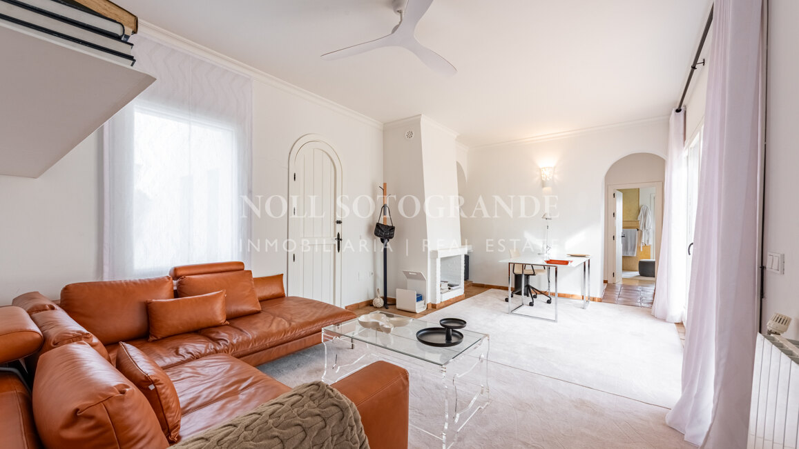 Charming Villa for sale in family -friendly location