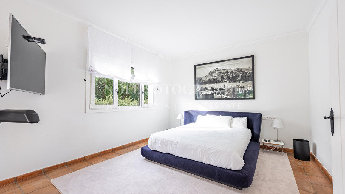 Charming Villa for sale in family -friendly location