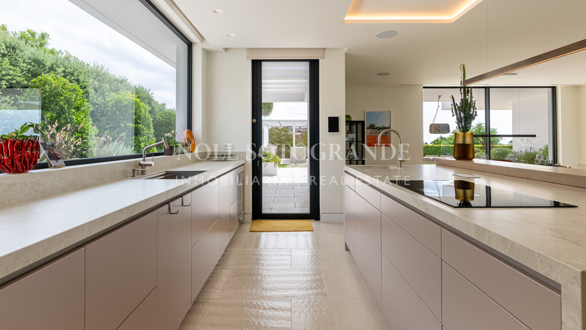 El Refugio - Contemporary Sea-View Villa, Sotogrande Alto