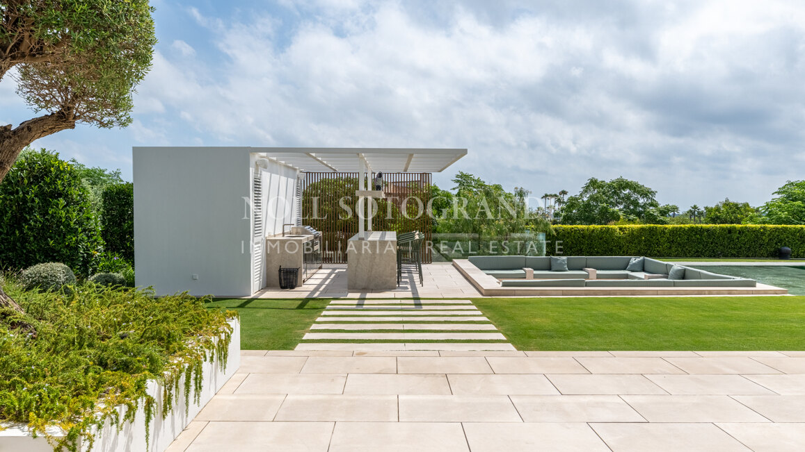 El Refugio - Contemporary Sea-View Villa, Sotogrande Alto