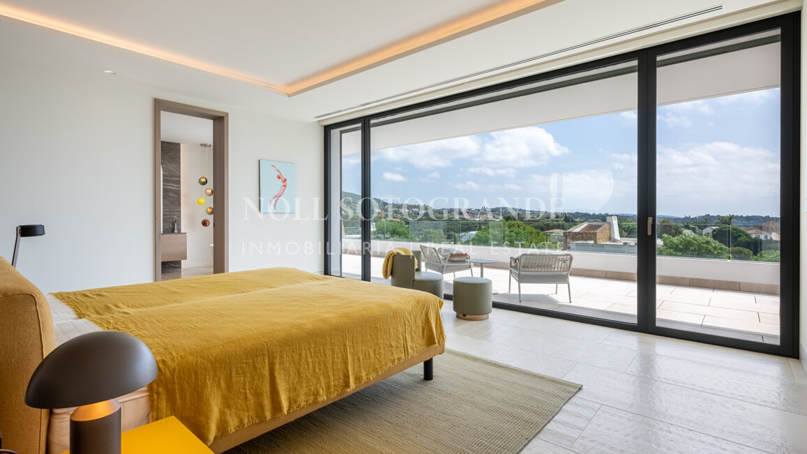 El Refugio - Contemporary Sea-View Villa, Sotogrande Alto