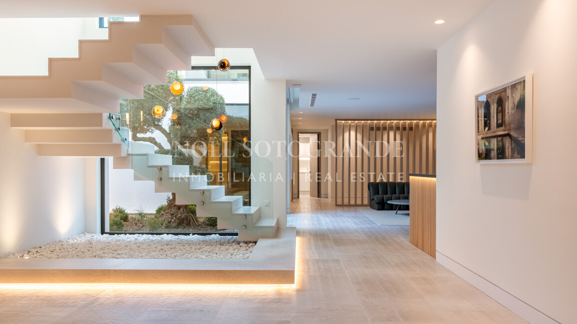 El Refugio - Contemporary Sea-View Villa, Sotogrande Alto