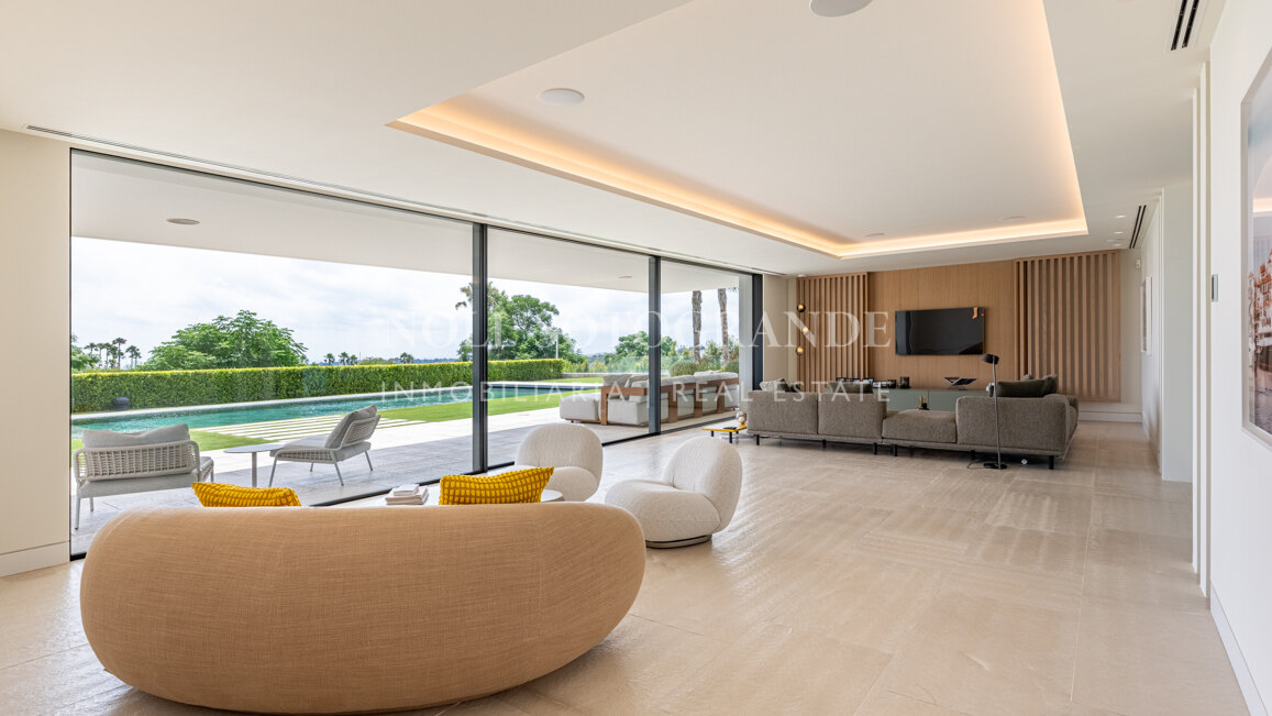 El Refugio - Contemporary Sea-View Villa, Sotogrande Alto