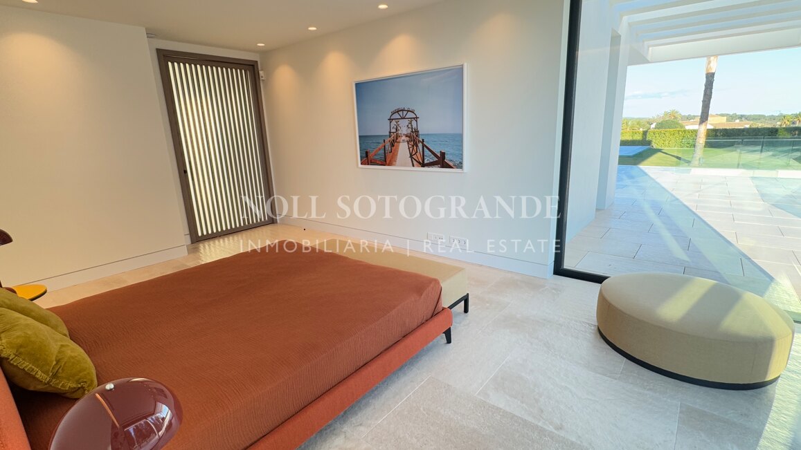 El Refugio - Contemporary Sea-View Villa, Sotogrande Alto