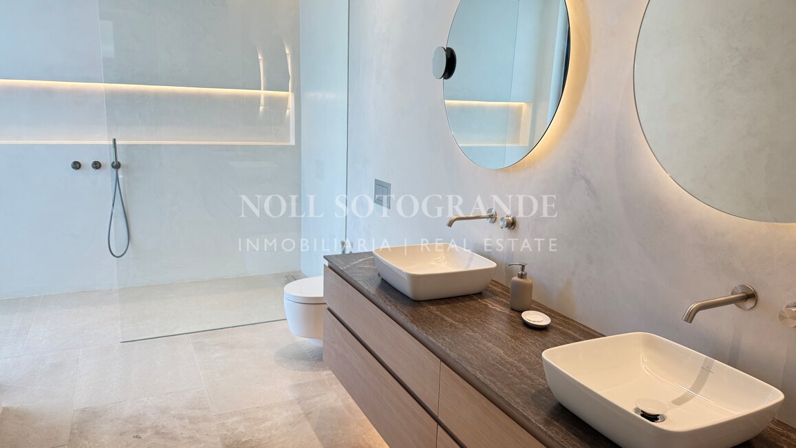 El Refugio - Contemporary Sea-View Villa, Sotogrande Alto