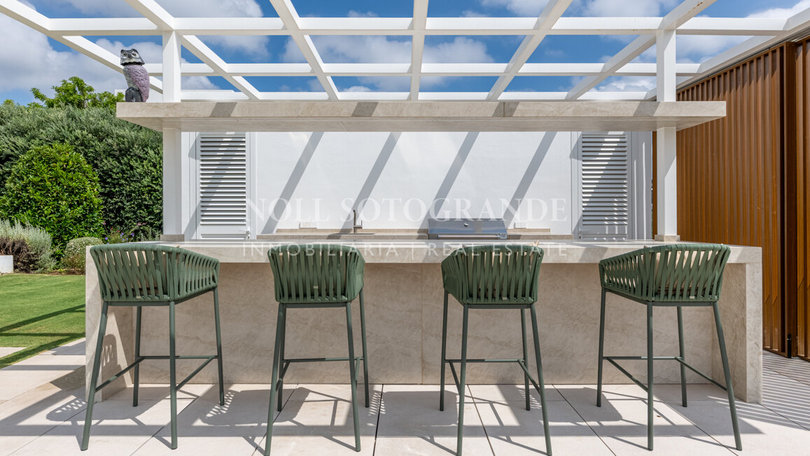 El Refugio - Contemporary Sea-View Villa, Sotogrande Alto