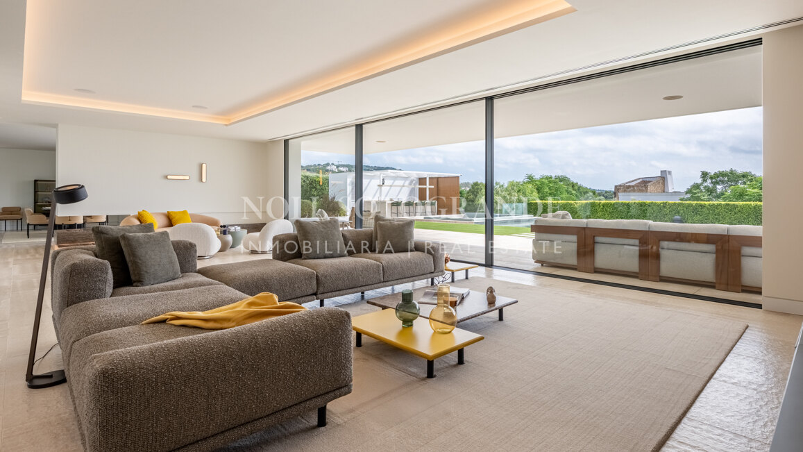 El Refugio - Contemporary Sea-View Villa, Sotogrande Alto