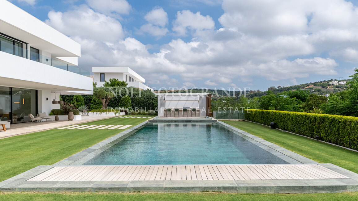 El Refugio - Contemporary Sea-View Villa, Sotogrande Alto