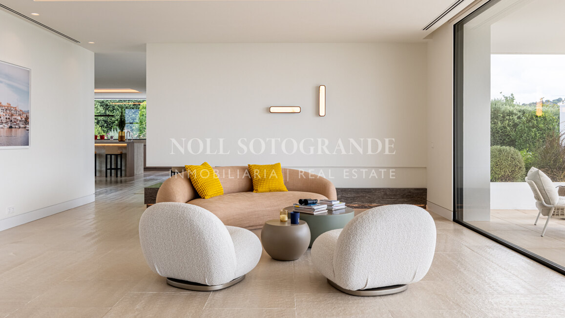 El Refugio - Contemporary Sea-View Villa, Sotogrande Alto