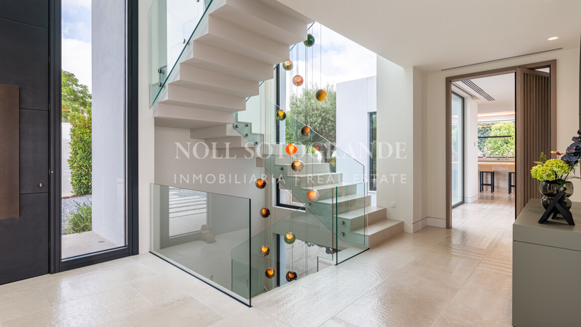 El Refugio - Contemporary Sea-View Villa, Sotogrande Alto