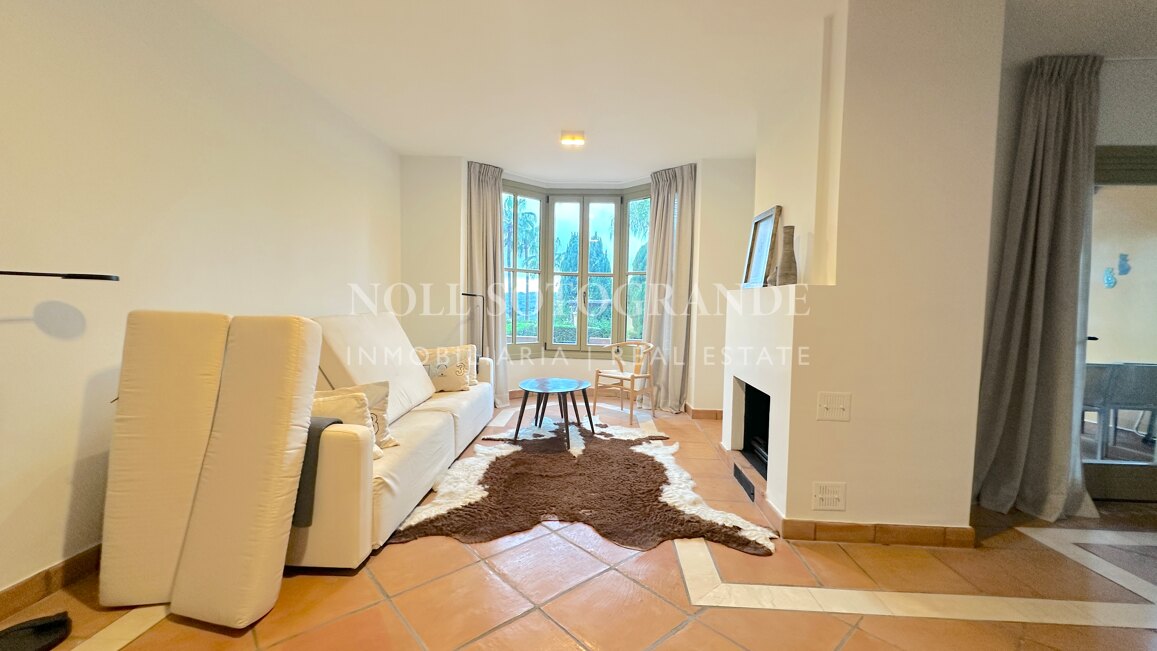 Reihenhaus in Los Cármenes, Sotogrande Alto